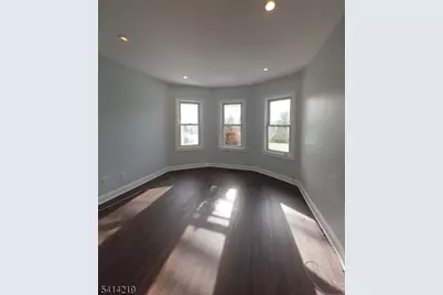 322 Rutherford Blvd, Clifton, NJ 07014 - Photo 3