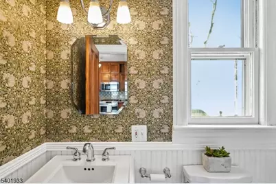 11 Valley Pl, Montclair, NJ 07043 - Photo 33