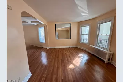 445 E 32nd St, Paterson, NJ 07504 - Photo 5