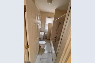 445 E 32nd St, Paterson, NJ 07504 - Photo 9