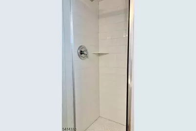 458 Totowa Rd #3, Totowa, NJ 07512 - Photo 17