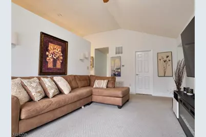 512 Azalea Dr   Ondo, Branchburg Township, NJ 08876 - Photo 3