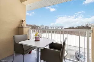 302 Fischer Ct, Rockaway Township, NJ 07866 - Photo 13