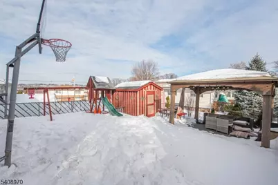 48 Garden Ave, Woodland Park, NJ 07424 - Photo 21