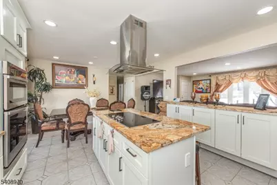 48 Garden Ave, Woodland Park, NJ 07424 - Photo 9