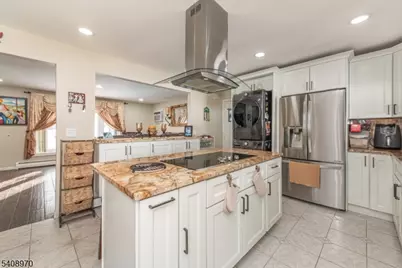 48 Garden Ave, Woodland Park, NJ 07424 - Photo 11