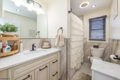 48 Garden Ave, Woodland Park, NJ 07424 - Photo 19