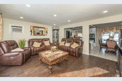 48 Garden Ave, Woodland Park, NJ 07424 - Photo 3