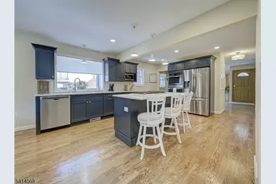 15 Glassboro Rd, Parsippany, NJ 07054 - Photo 7