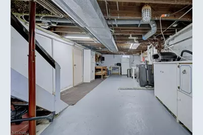 15 Glassboro Rd, Parsippany, NJ 07054 - Photo 25