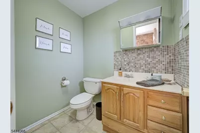 15 Glassboro Rd, Parsippany, NJ 07054 - Photo 11