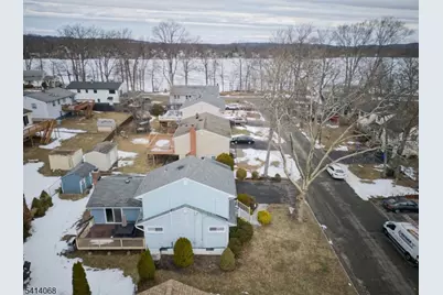 15 Glassboro Rd, Parsippany, NJ 07054 - Photo 31