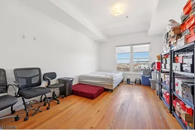 15-19 Tichenor Ln #407, Newark, NJ 07114 - Photo 17