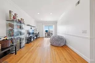 15-19 Tichenor Ln, Newark, NJ 07114 - Photo 5