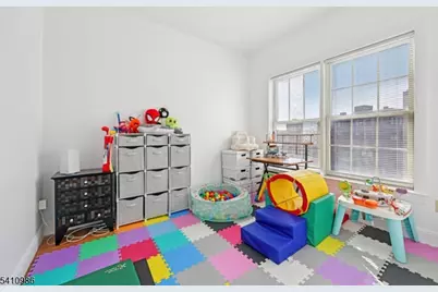 15-19 Tichenor Ln #407, Newark, NJ 07114 - Photo 19