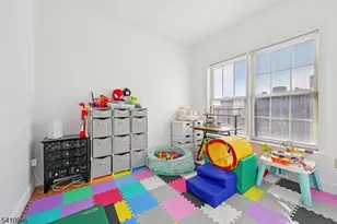 15-19 Tichenor Ln, Newark, NJ 07114 - Photo 19