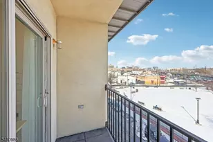 15-19 Tichenor Ln, Newark, NJ 07114 - Photo 25