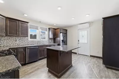 1216 Ringwood Ave, Wanaque, NJ 07420 - Photo 7