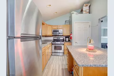 118 Carlisle Ave, Paterson, NJ 07501 - Photo 7