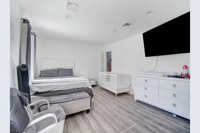 118 Carlisle Ave, Paterson, NJ 07501 - Photo 9