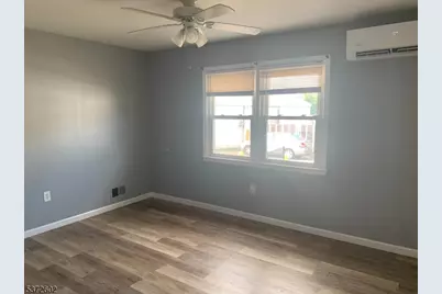 700 Louis Ave, Linden, NJ 07036 - Photo 3