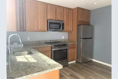 700 Louis Ave, Linden, NJ 07036 - Photo 9