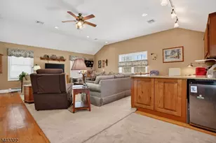 40 Cedar St, Bloomingdale, NJ 07403 - Photo 15