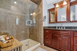 40 Cedar St, Bloomingdale, NJ 07403 - Photo 35