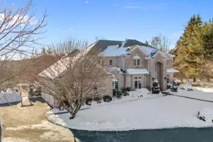 4 Downing Ct, Chester, NJ 07930 - Photo 1