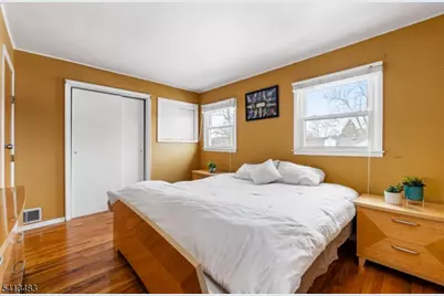 26 Franklin St, Verona, NJ 07044 - Photo 13