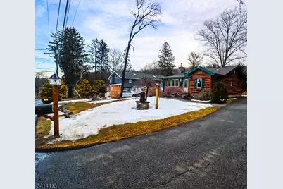 41 Hillside Ave, Jefferson Township, NJ 07460 - Photo 15