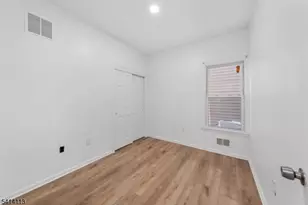 213 N Park St, East Orange, NJ 07017 - Photo 9