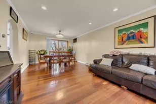 321 Sherwood Rd, Union Township, NJ 07083 - Photo 3