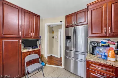 321 Sherwood Rd, Union Township, NJ 07083 - Photo 13