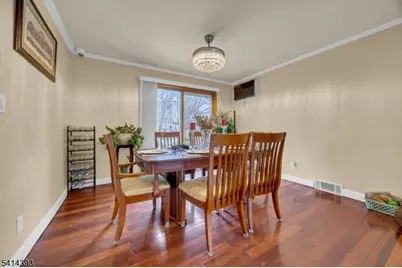 321 Sherwood Rd, Union Township, NJ 07083 - Photo 5