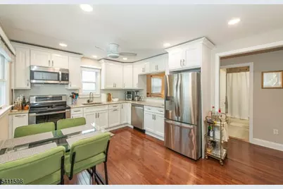 312 Idalroy Trl, Hopatcong, NJ 07843 - Photo 17