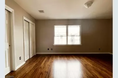 83 Peabody Pl, Newark, NJ 07104 - Photo 5