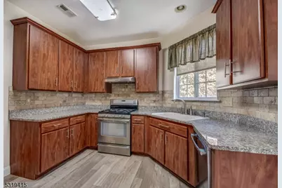 116 Winding Hill Dr, Mount Olive, NJ 07840 - Photo 7