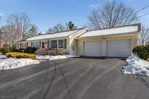 4 Roselle St, Holland Township, NJ 08848 - Photo 29