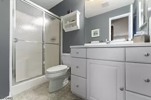 2309 Hemingway Ln, Mahwah, NJ 07430 - Photo 7