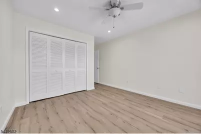 113 Heather Ct, Edison, NJ 08820 - Photo 21