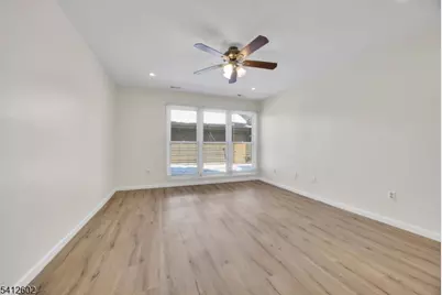 113 Heather Ct, Edison, NJ 08820 - Photo 15