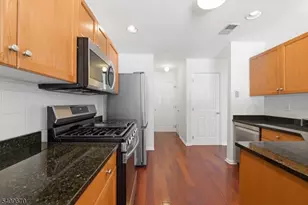 402 Dalton Ct, Denville, NJ 07834 - Photo 9