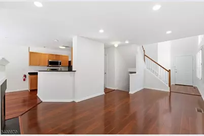 402 Dalton Ct, Denville, NJ 07834 - Photo 5