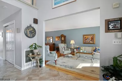 4 Birdseye Circle, Wayne Twp., NJ 07470 - Photo 3