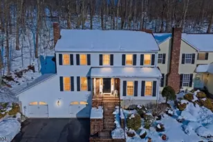 4 Birdseye Cir, Wayne Twp., NJ 07470 - Photo 1