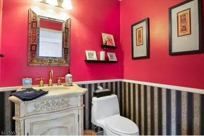 4 Birdseye Circle, Wayne Twp., NJ 07470 - Photo 15