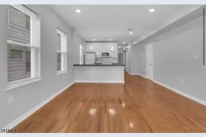 10 Walter Pl, Irvington, NJ 07111 - Photo 3