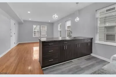 10 Walter Pl, Irvington, NJ 07111 - Photo 5