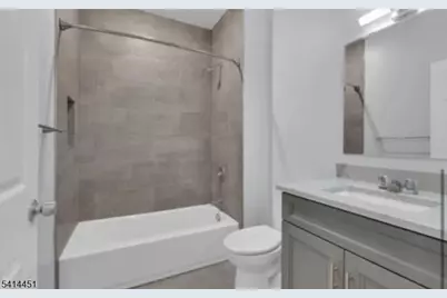 10 Walter Pl, Irvington, NJ 07111 - Photo 11